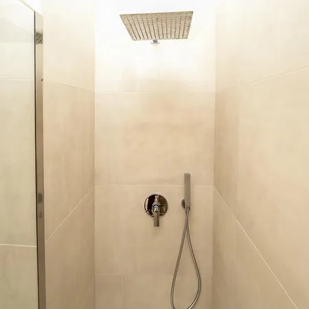 Valguarnera 4* Palermo