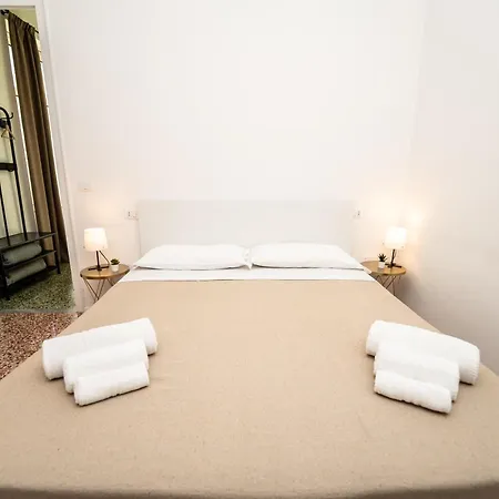 Konukevi Valguarnera 4*