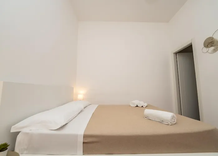 Valguarnera 3*